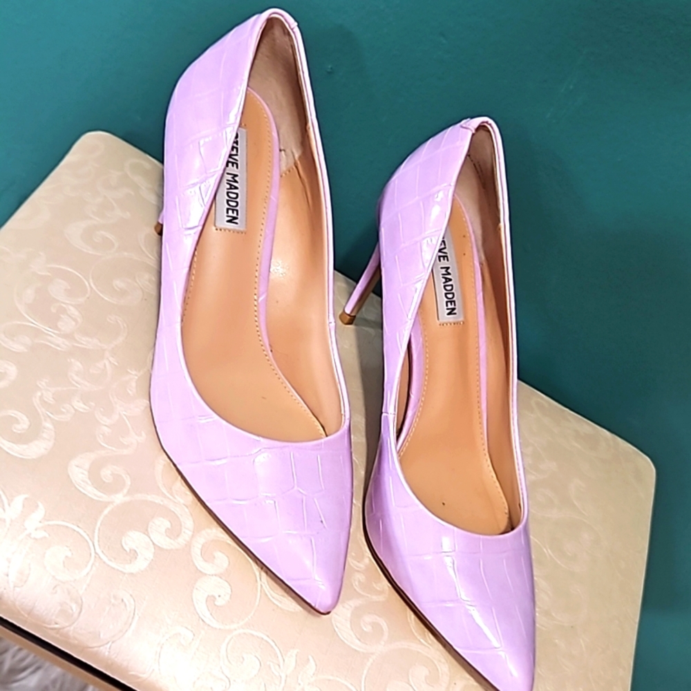 4 inches heel